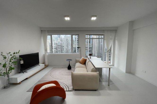Modern Bright 3BR Apartment near Shanghai Indoor Stadium Metro (L4)