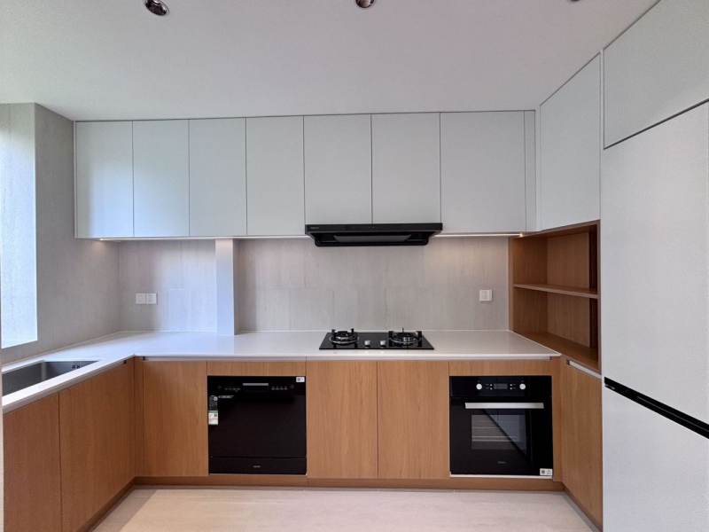 Housing image — Kitchen