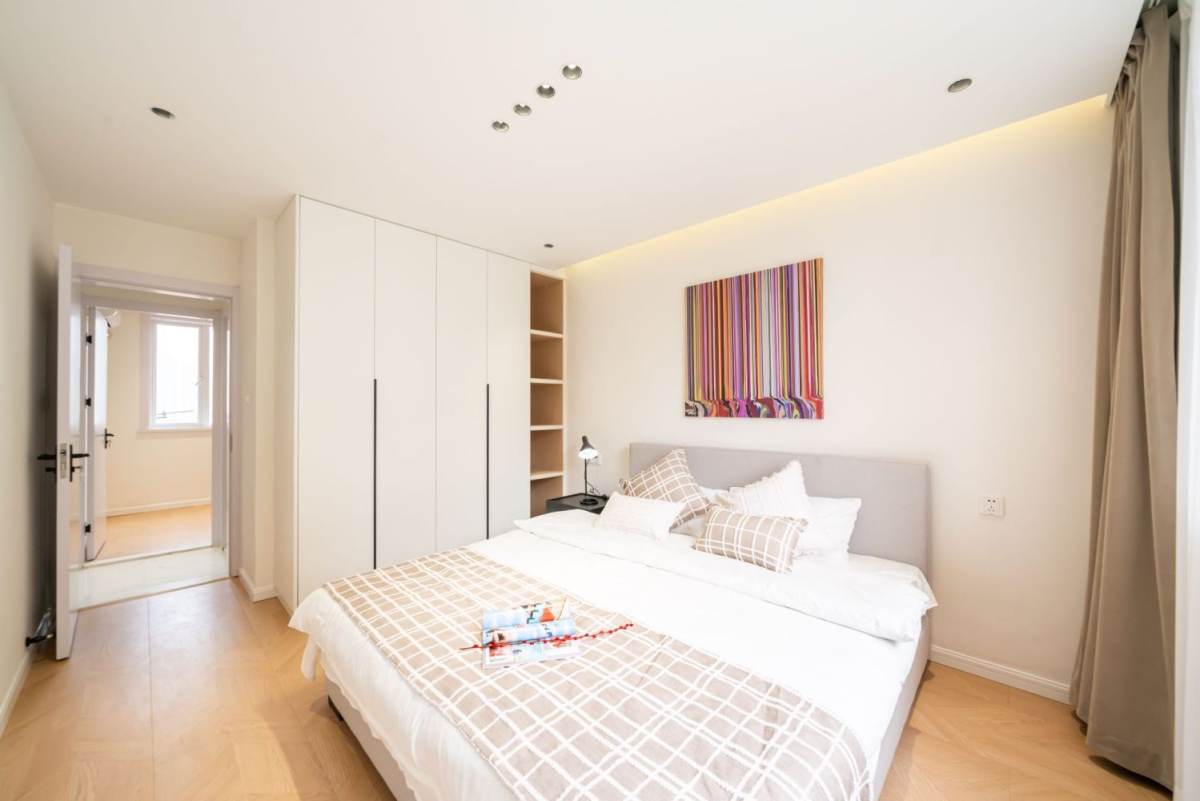 Housing image — Bedroom