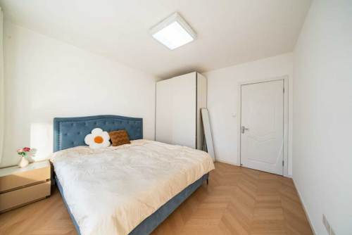 Housing image — Bedroom