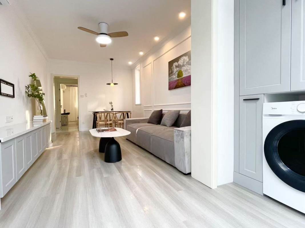 Housing image — Living Room