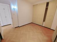 Housing image — Room