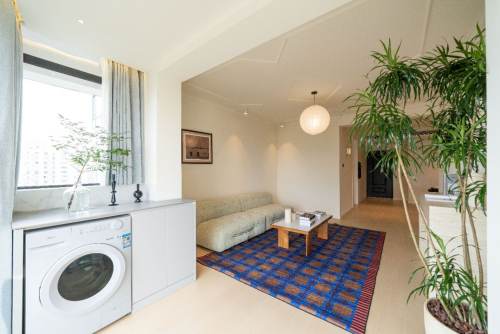 Housing image — Living Room