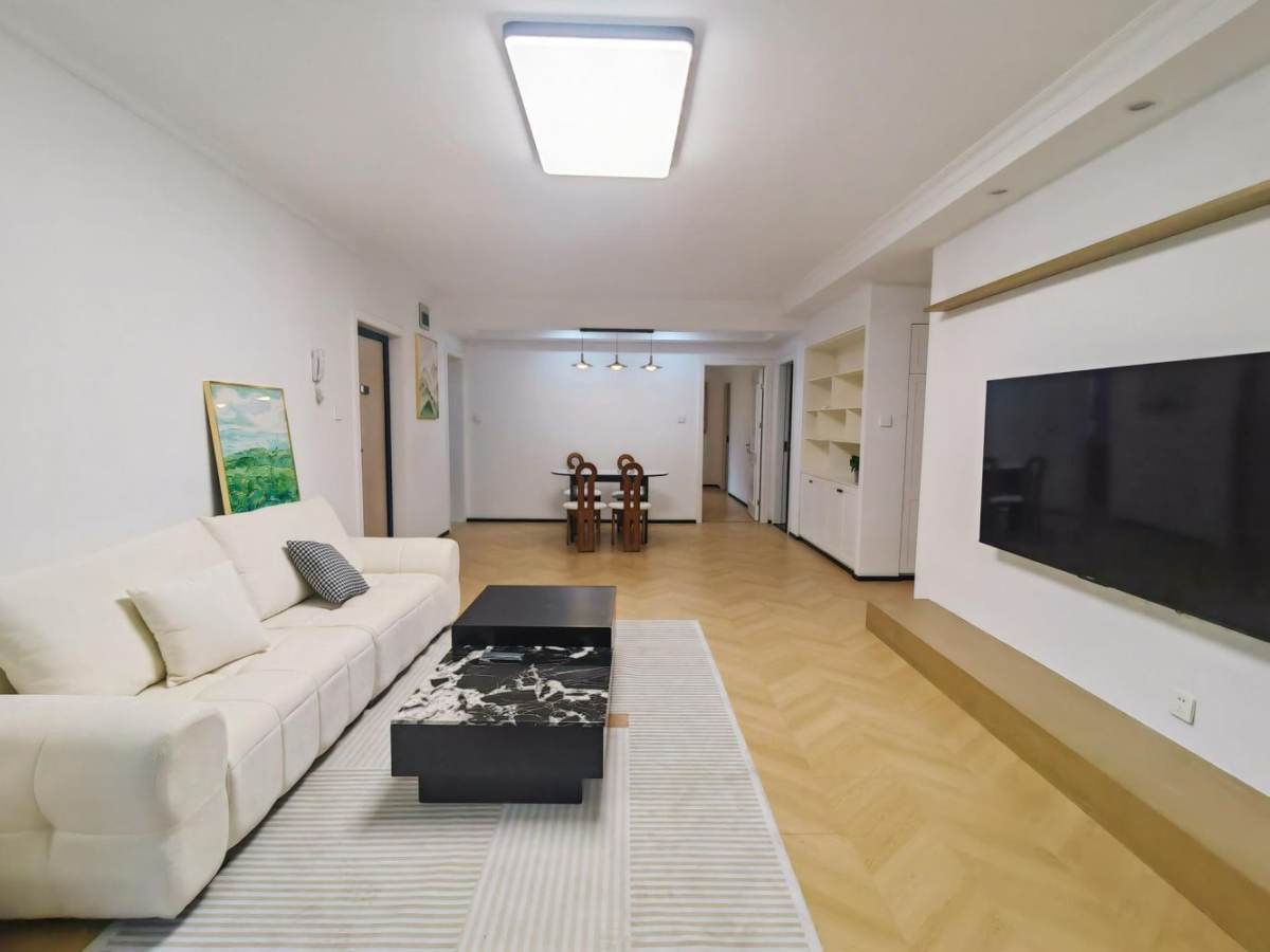 Housing image — Living Room