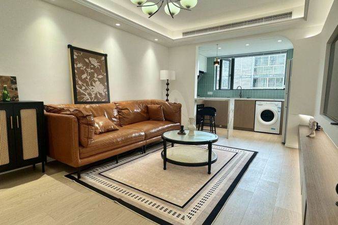 Bright 2BR Apartment in Gubei
