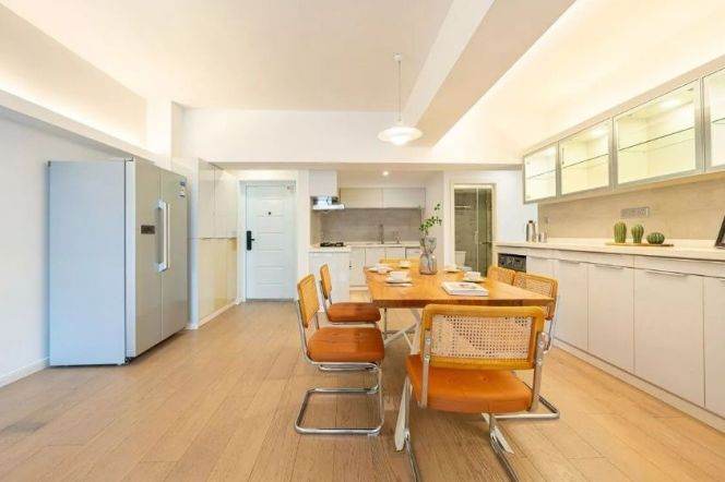 Modern Bright 3BR Apartment in Old Xuhui with Terrace (L1/L7/L9)