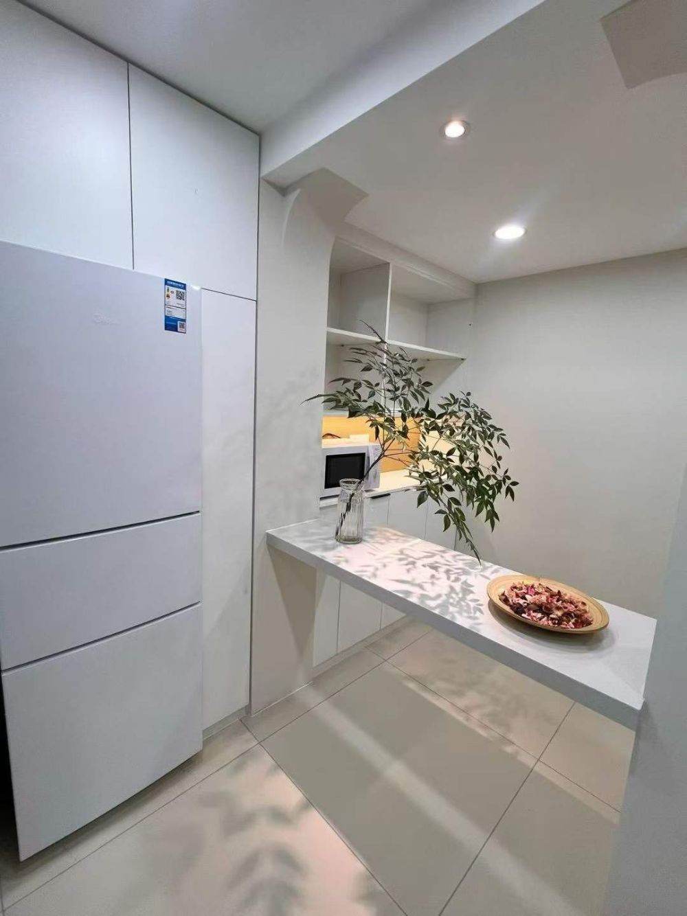 Housing image — Dining Area