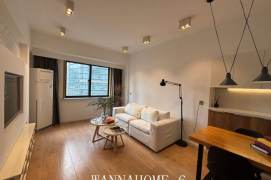 Spacious 1BR Apartment in Jing'an (L2/L7/L14)