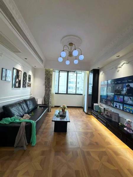 Housing image — Living Room