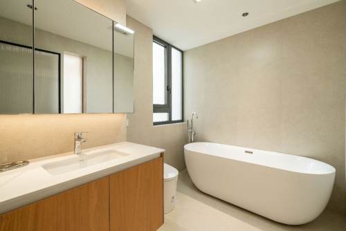 Housing image — Bathroom