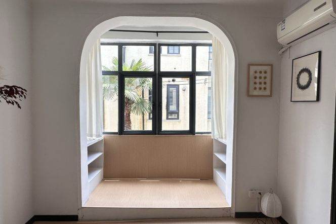 Bright 1BR Lane House in Old Xuhui (L1/L7)
