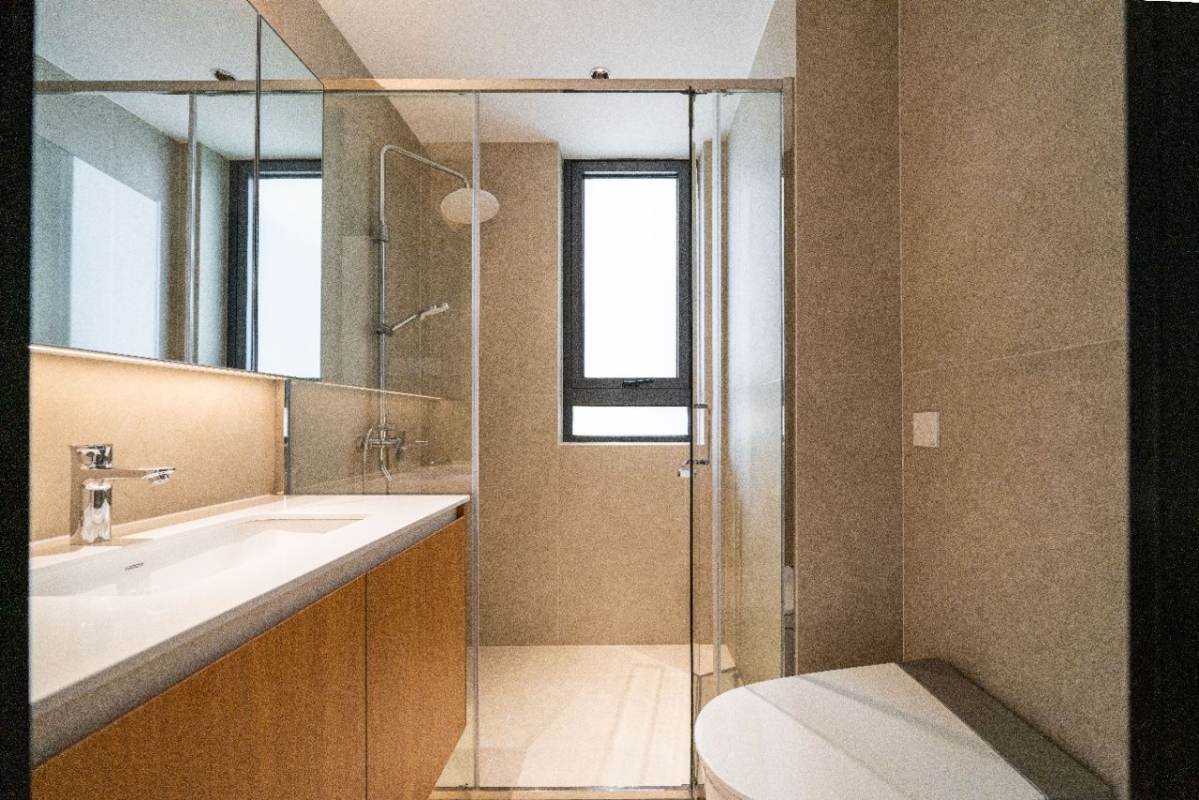Housing image — Bathroom