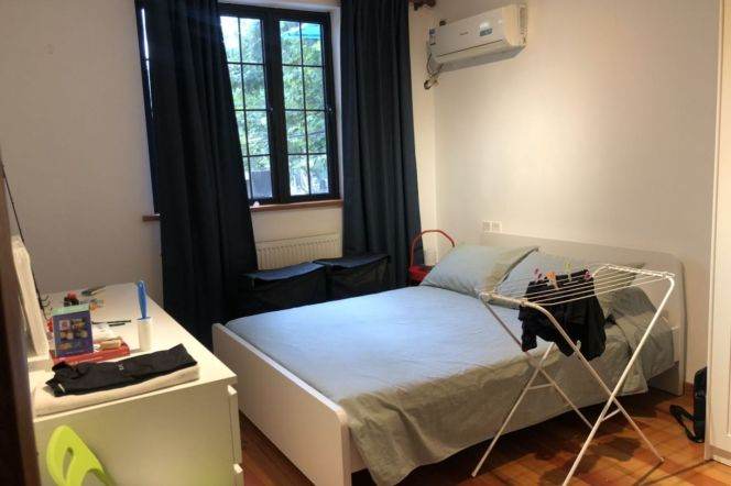 1BR Apartment in Old Xuhui (L10/L11)