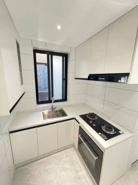 Housing image — Kitchen
