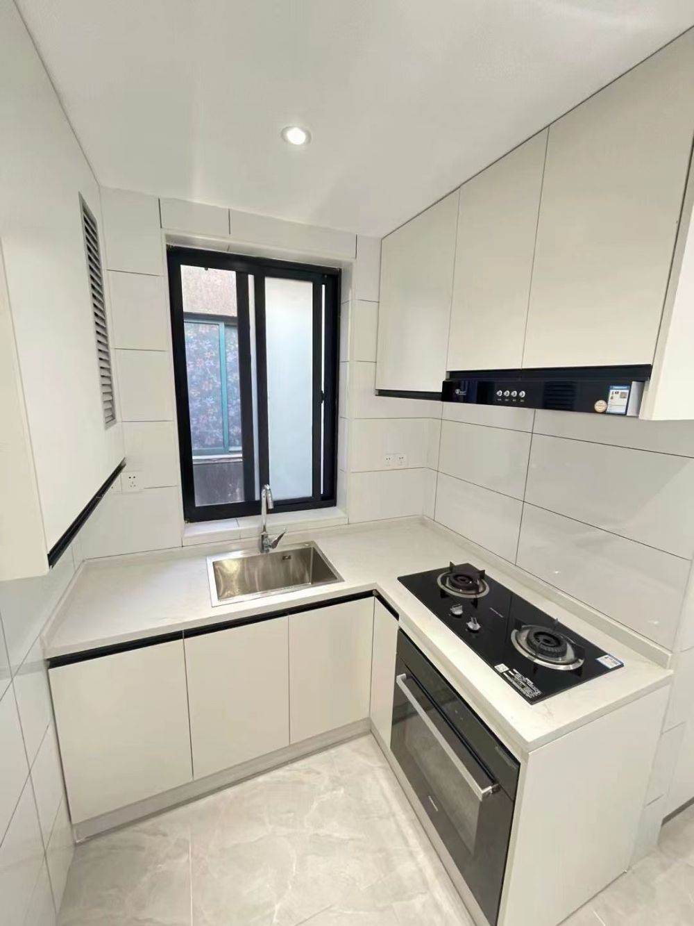 Housing image — Kitchen