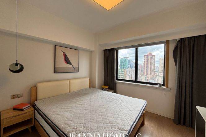 Spacious 1BR Apartment in Jing'an (L2/L7/L14)