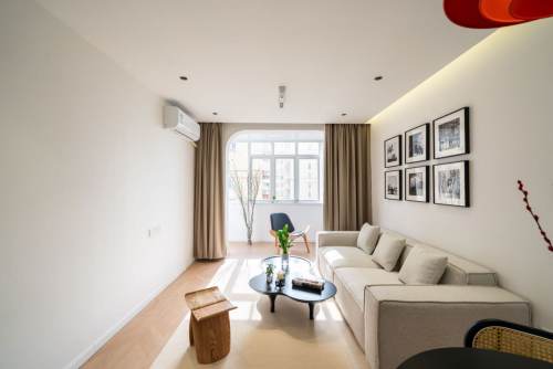 Housing image — Living Room