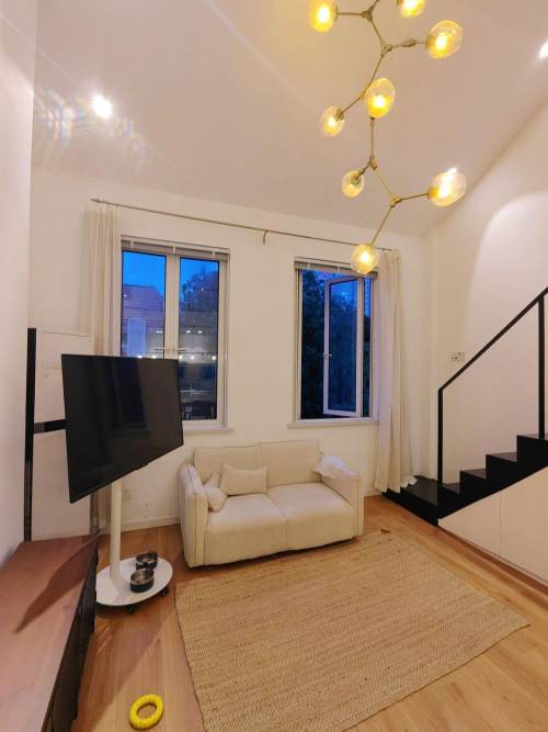 Housing image — Living Room