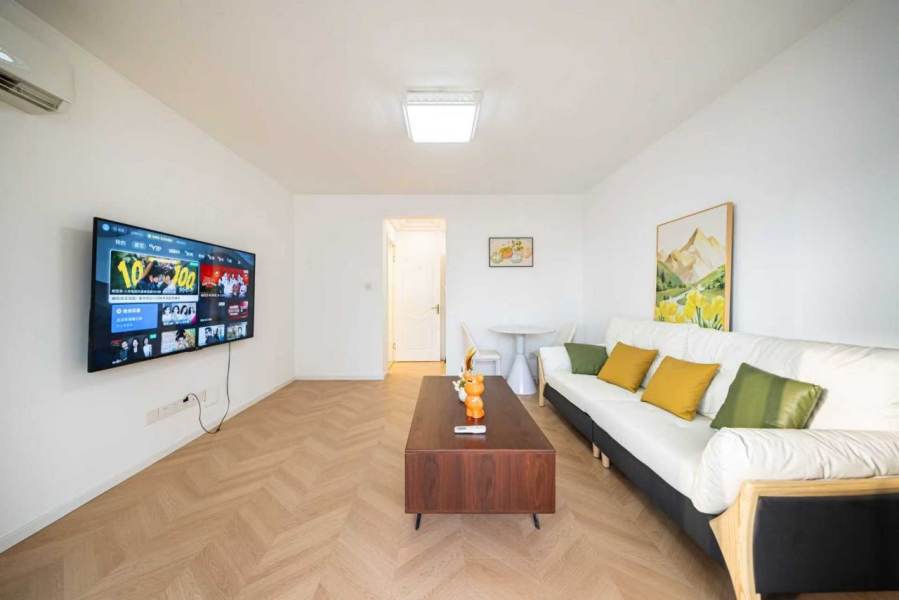 Housing image — Living Room