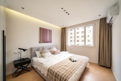 Housing image — Bedroom