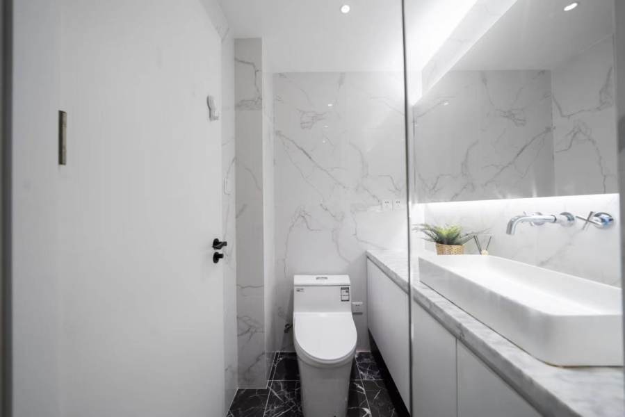 Housing image — Bathroom
