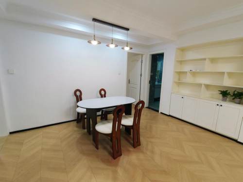 Housing image — Dining Area