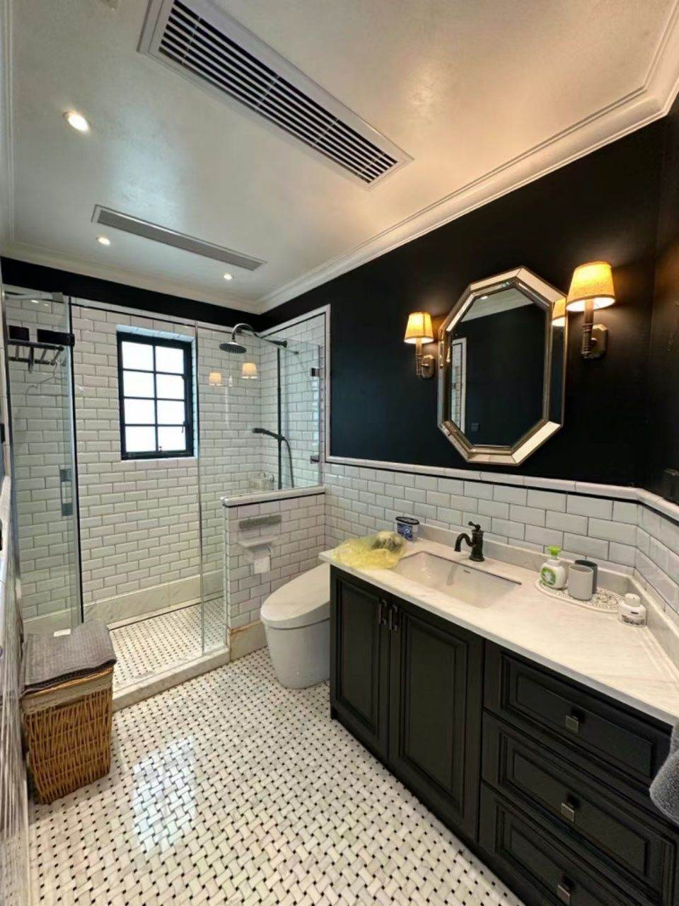 Housing image — Bathroom