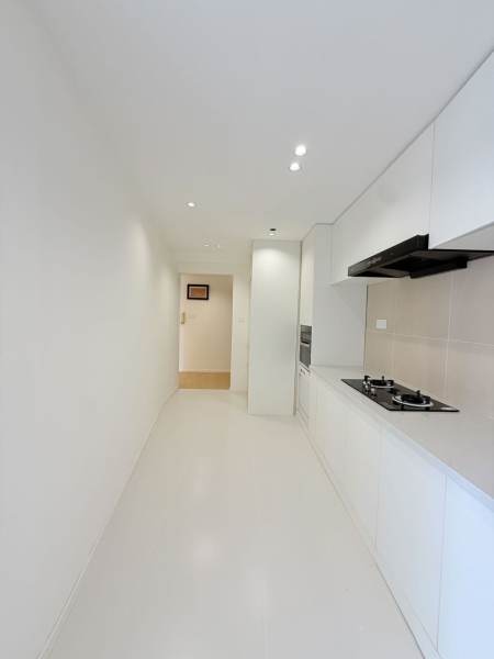 Housing image — Kitchen