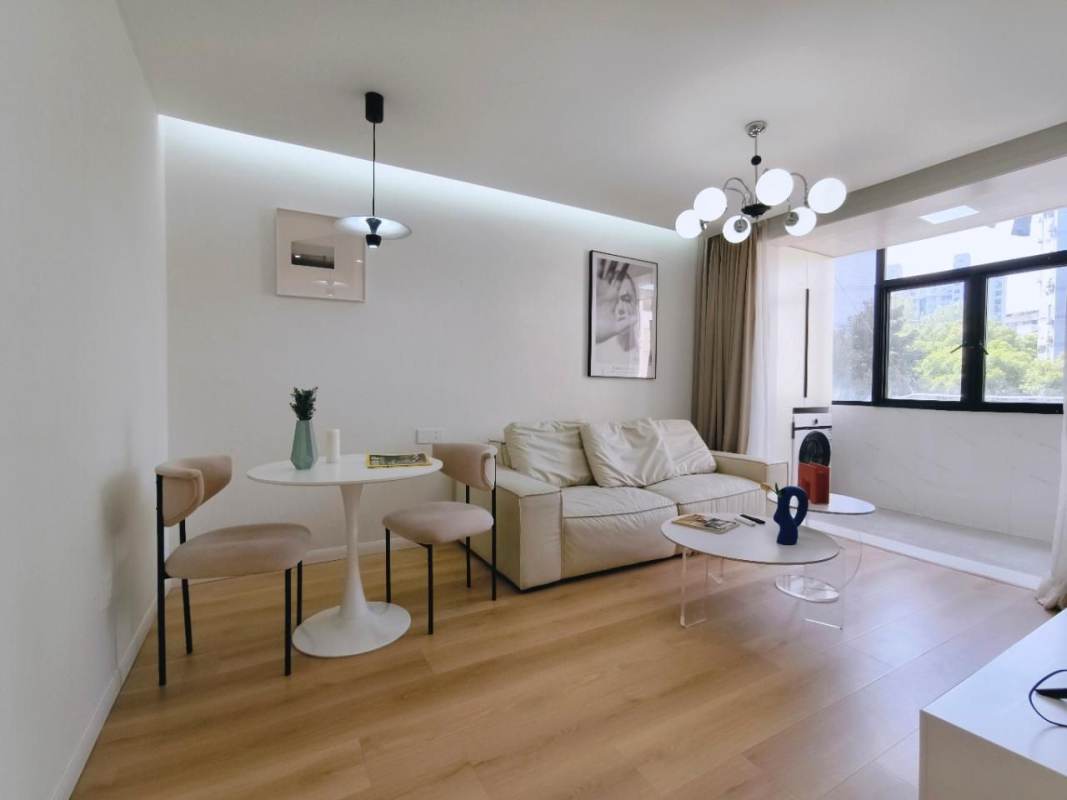Housing image — Living Room