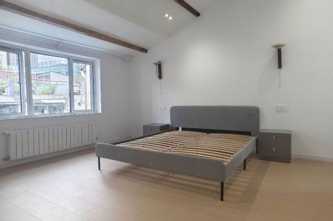 1BR Apartment in Old Xuhui (L1/L7)