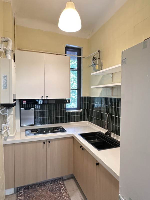 Housing image — Kitchen