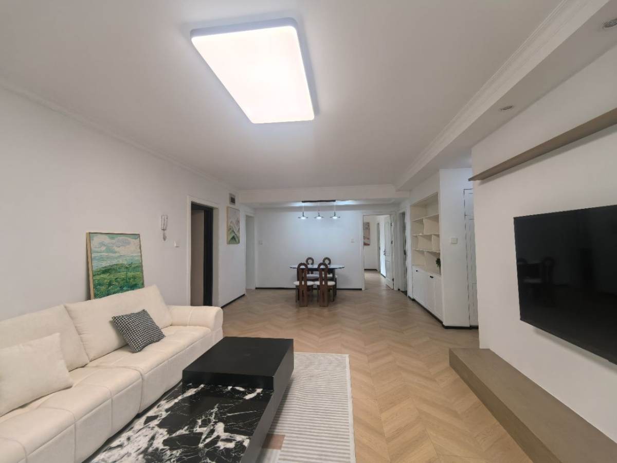 Housing image — Living Room