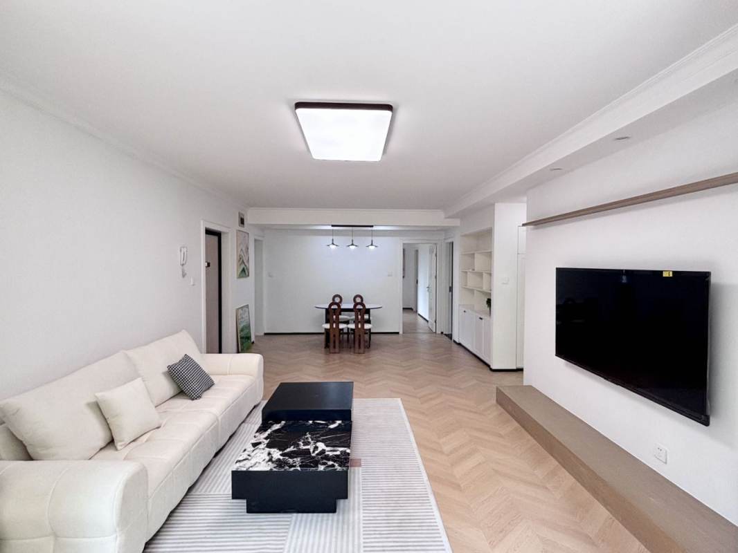 Housing image — Living Room