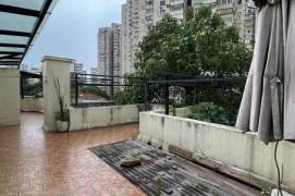 Spacious Bright 1BR Heritage Apartment in Old Xuhui with Built-in Storage (L10/L11)