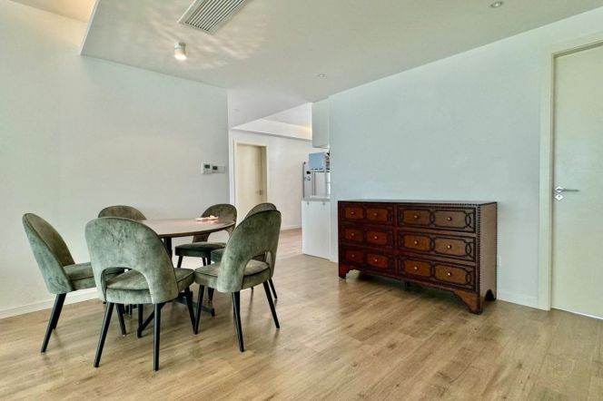 High-Floor Bright 4BR Apartment in Xujiahui with Floor-to-Ceiling Windows