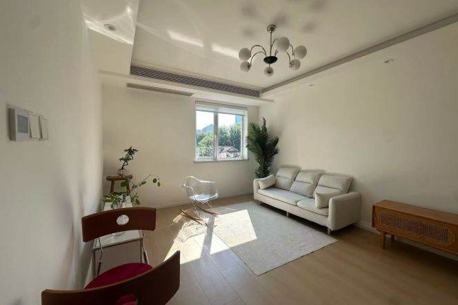 2BR Apartment at Shanghai Grand Plaza (Compound)