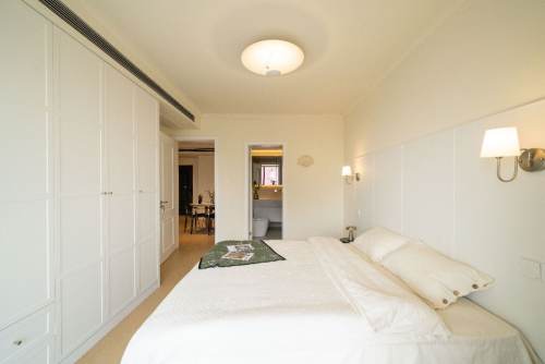 Housing image — Bedroom