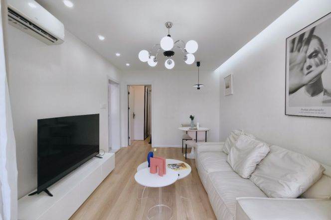 Modern 1BR Apartment near Zhongshan Park (L2/L3/L4)