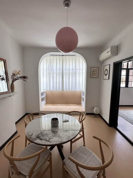Housing image — Living Room