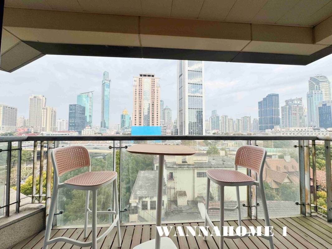Housing image — Balcony