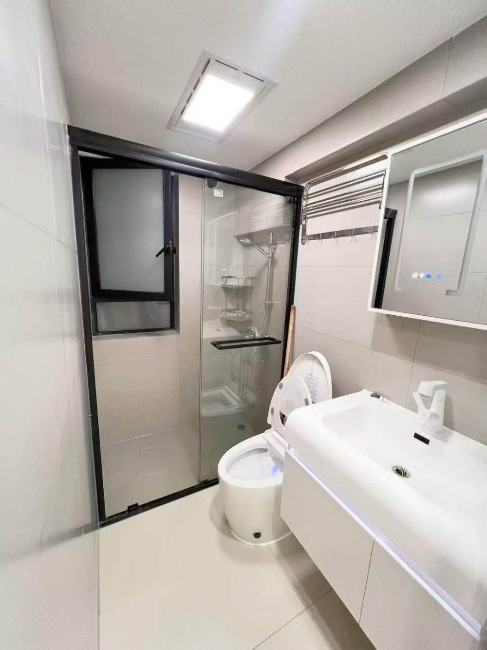 Housing image — Bathroom