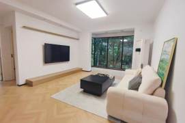 3BR Apartment near West Yan'An Rd Metro with Floor-to-Ceiling Windows