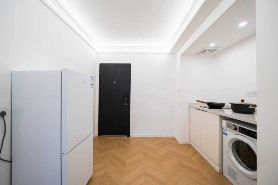 Housing image — Kitchen