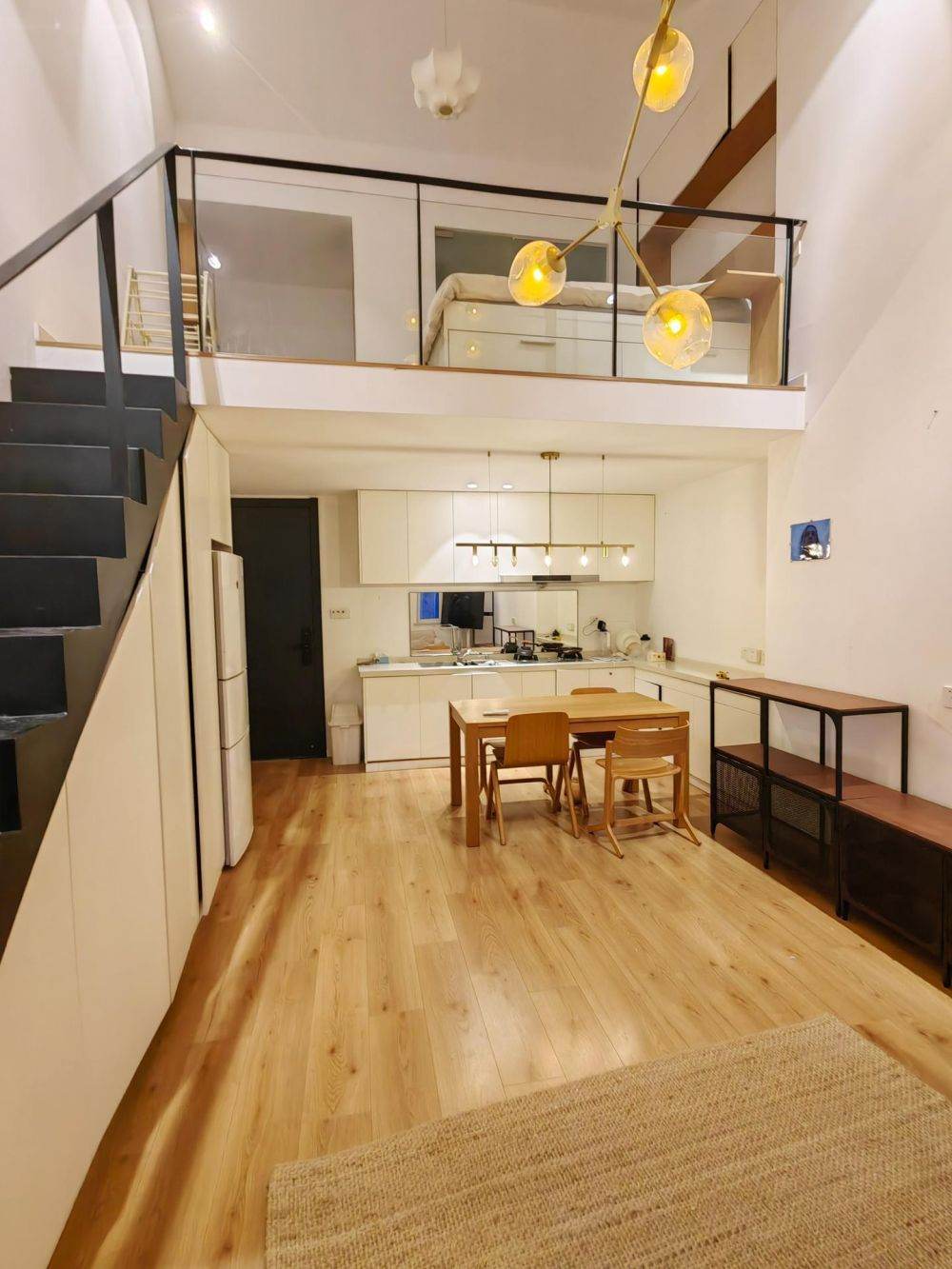 Housing image — Living Room