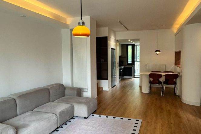 3BR Apartment near Hongqiao Rd Metro