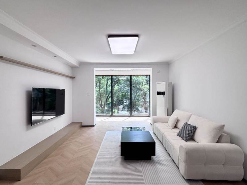 Housing image — Living Room