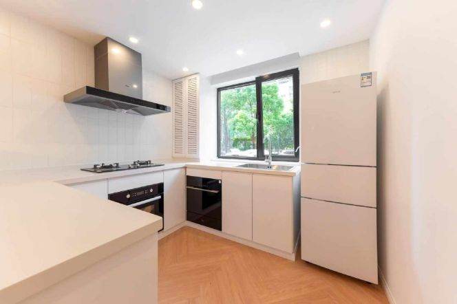 3BR Apartment in Jing'an