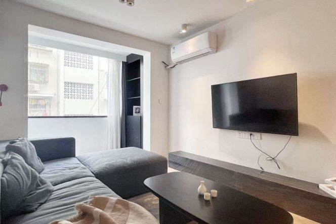1BR Apartment near Jiaotong University Metro (L10/L11)