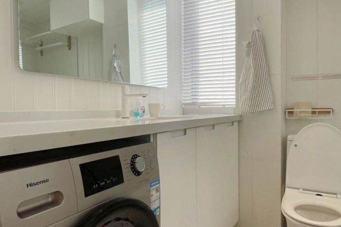 Bright Modern 1BR Apartment in Jing'an (L2/L12/L13)