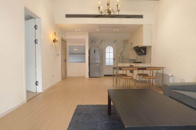 1BR Apartment in Old Xuhui (L1/L7)